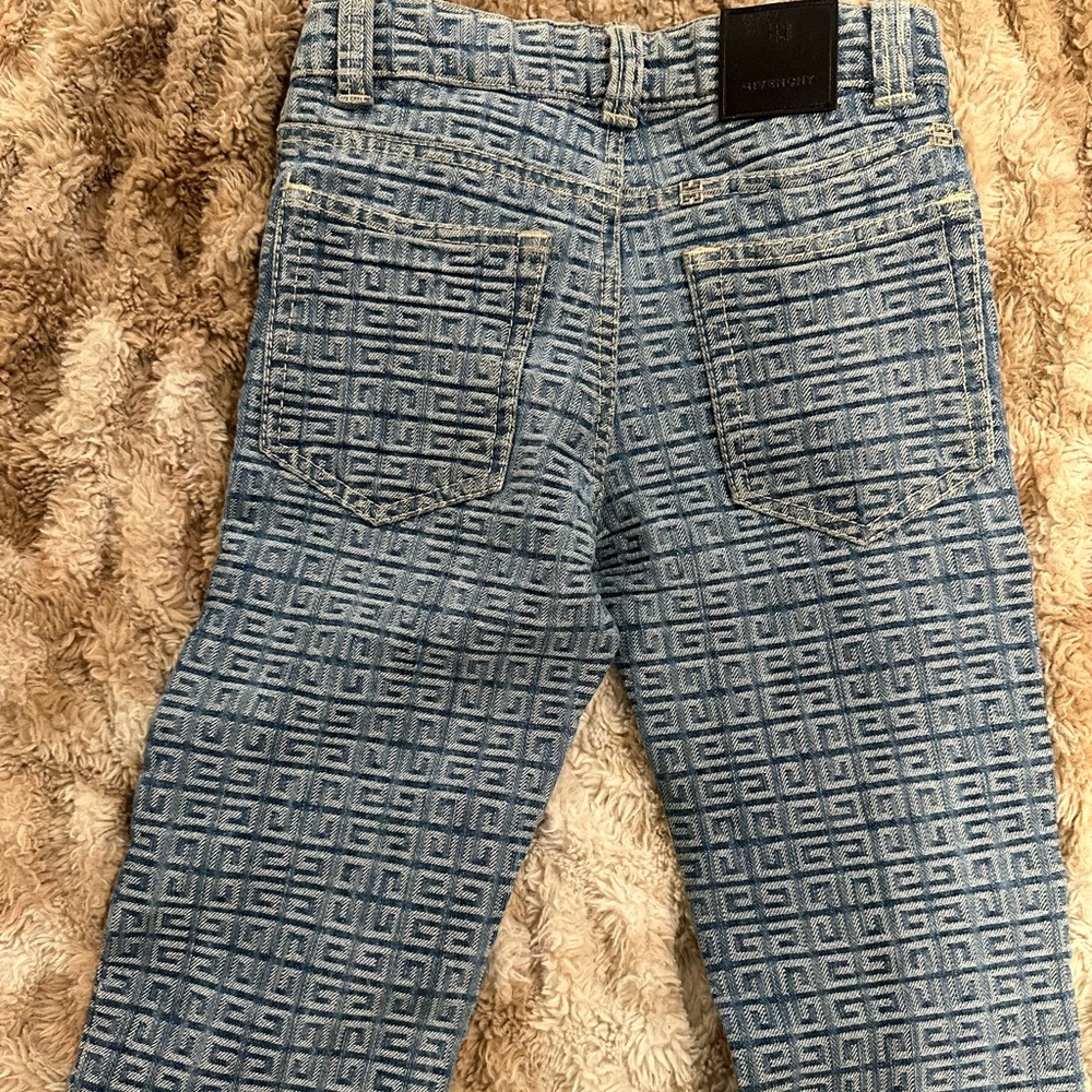 Givenchy Jean Set . - Picture 5 of 8